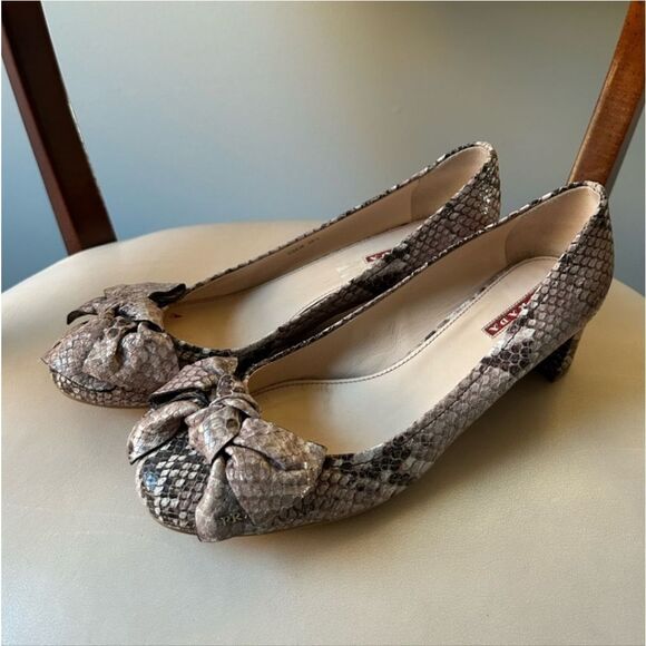 Prada  - Picture 4 of 12